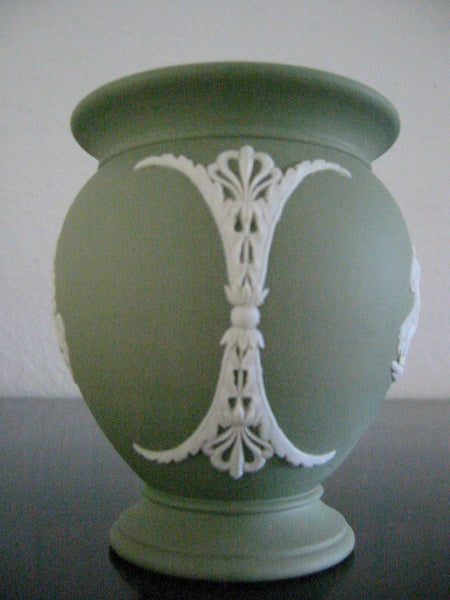 Wedgwood Green Vase England Jasper Green White Aphrodite - Designer Unique Finds 