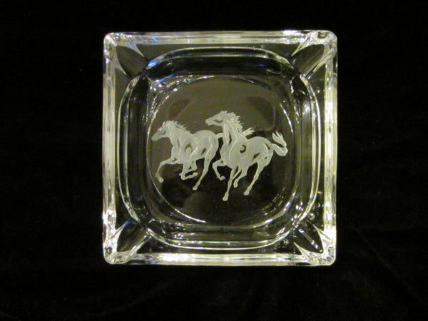 Equestrian Crystal Ashtray Frosted Horses - Designer Unique Finds 
 - 4