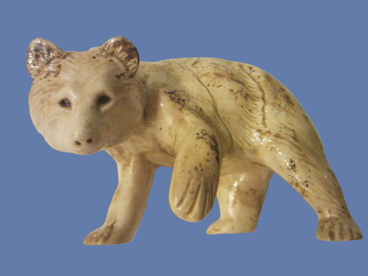 Grisly Bear Ceramic Art Signed by Lisa V in 1985 - Designer Unique Finds 