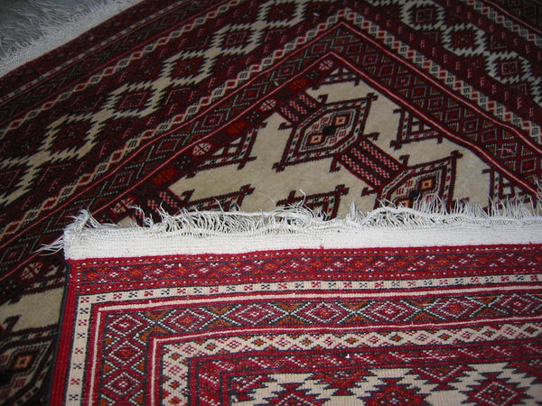 Caucasian Torkaman Wool Hexagonal Geometric Rug - Designer Unique Finds 
 - 4