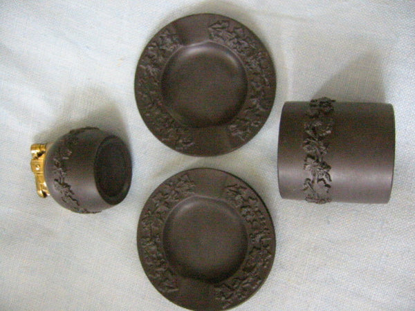 Wedgwood England Majolica Brown Suite Smoking Set Table Accessories - Designer Unique Finds 
 - 3