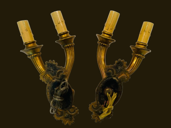 Art Deco French Gilt Bronze Pair of Wall Sconces Circa 1920s