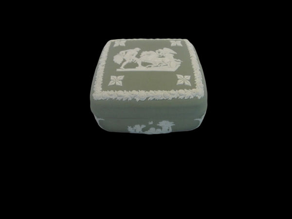 Wedgwood English Green Jasper Porcelain Box 