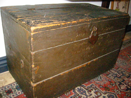 Primitive Wood Blanket Chest Metal Heart Padlock Trunk - Designer Unique Finds 