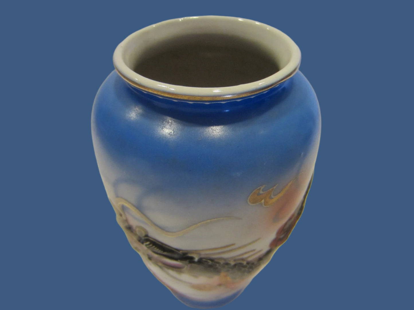 Moriage Dragon Ware Hand Painted Signed Porcelain Vase