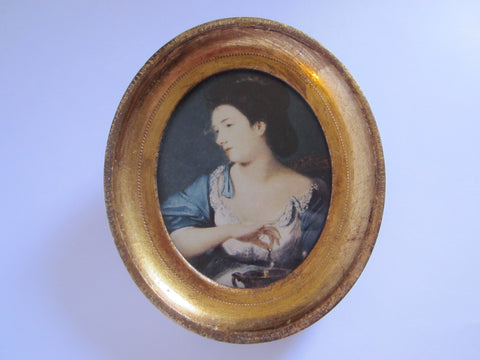 Victorian Style Paper Portrait Oval Gilt Picture Frame 