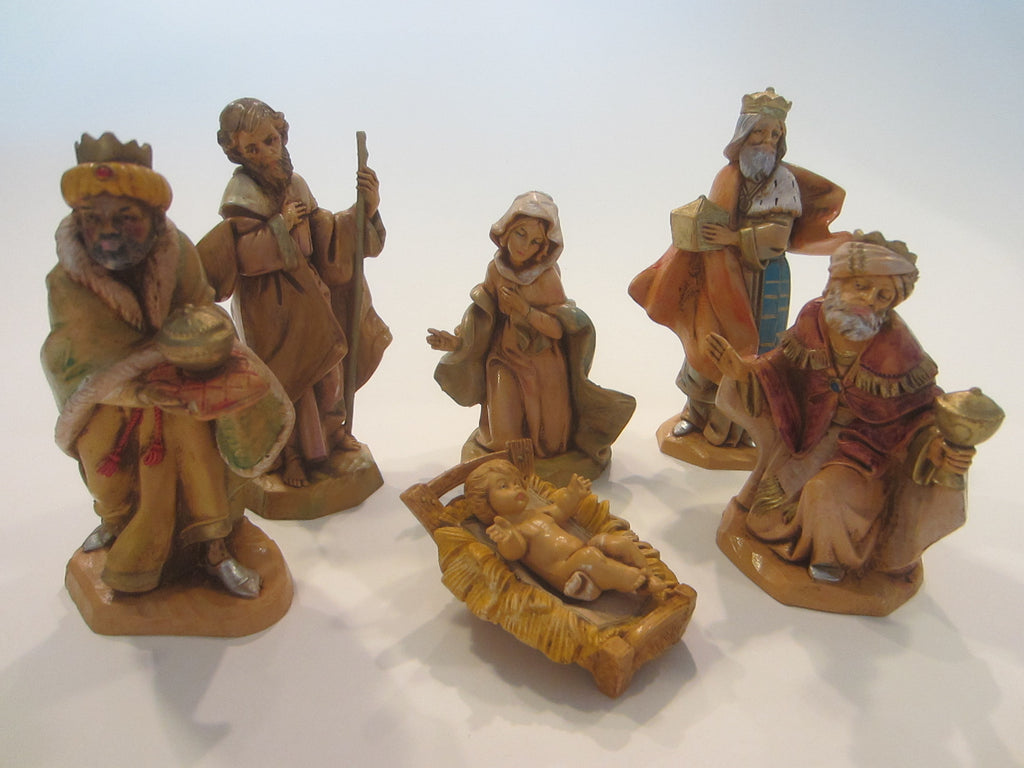 Italian Nativity Set Signed Copyrighted Signifies Dated Simonetti Fontanini Dep Italy
