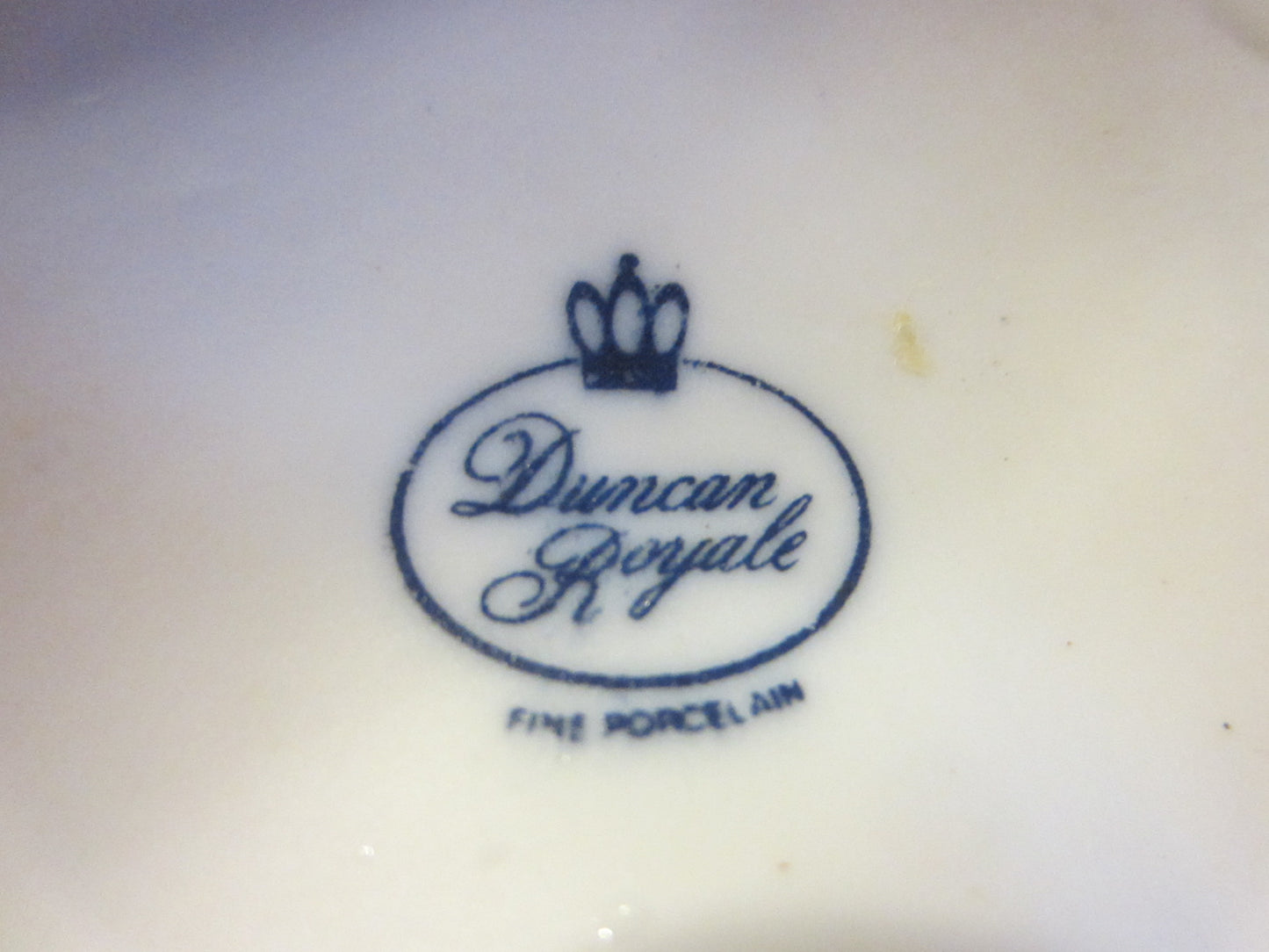 Duncan Royale White Fine Bone China Duck Figures Stamp Marked - Designer Unique Finds 