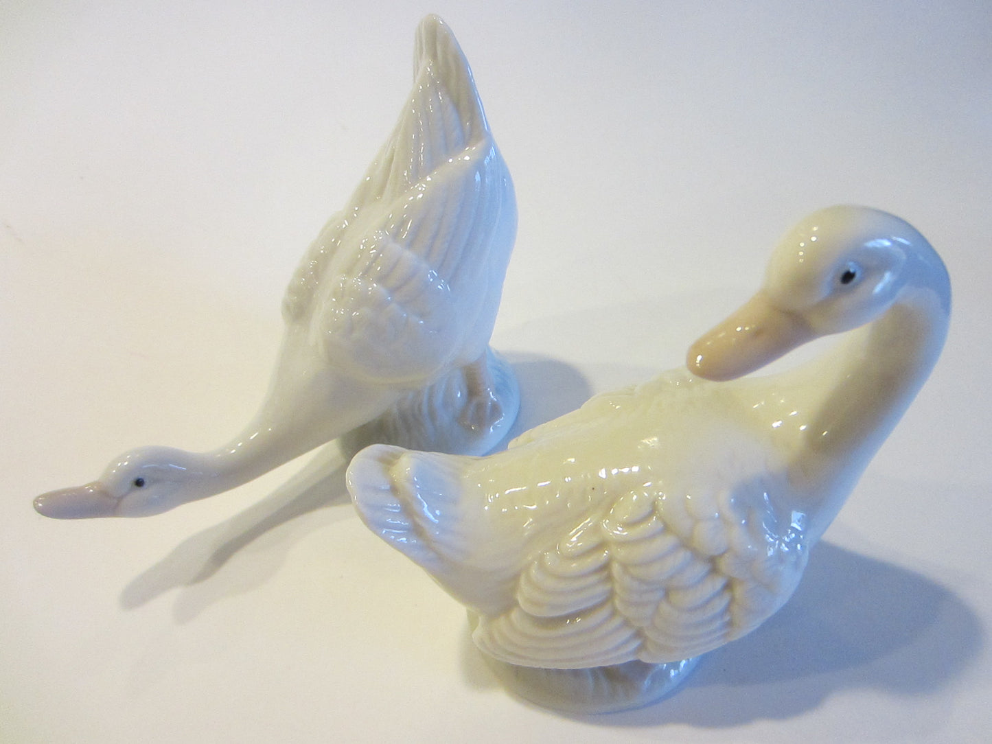 Duncan Royale White Fine Bone China Duck Figures Stamp Marked - Designer Unique Finds 