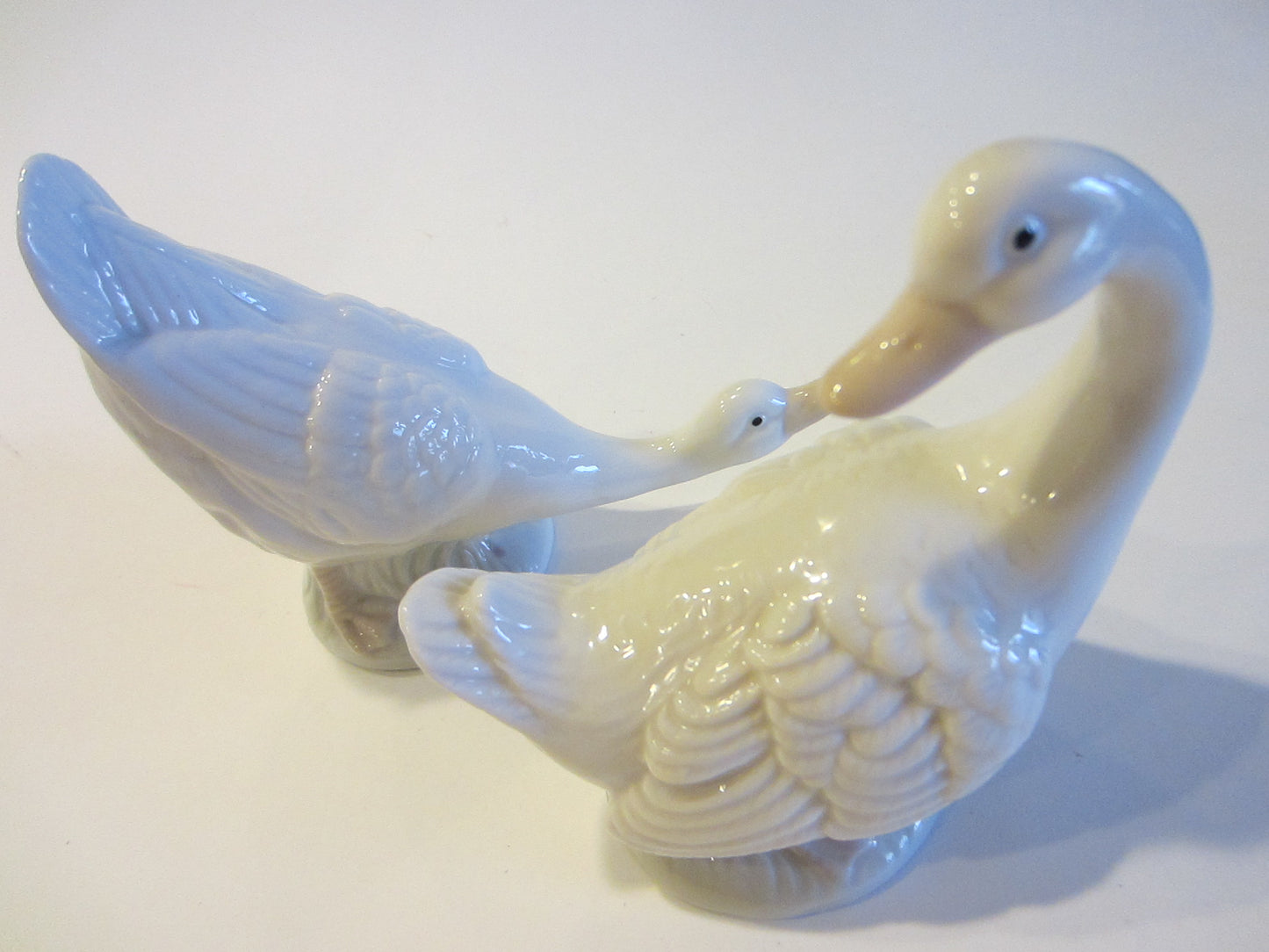 Duncan Royale White Fine Bone China Duck Figures Stamp Marked - Designer Unique Finds 