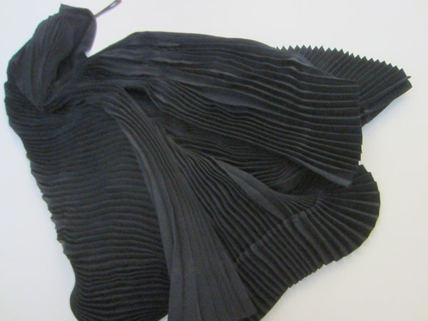 Valentino Boutique Italian Couture Black Plea Vintage Silk Skirt Made in France - Designer Unique Finds 
