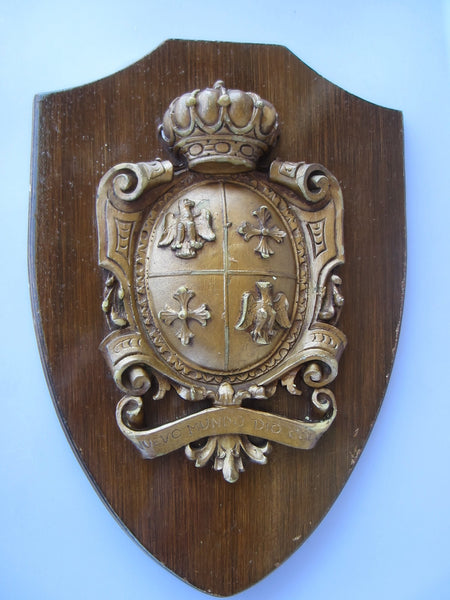 Medieval Wall Plaque Crown Shield Coat Of Arm Nuevo Mundo Dio Colon - Designer Unique Finds 