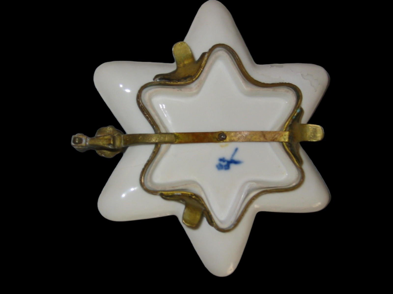 Minton Porcelain Bronze Footed Star Shape Chamber Candle Holder - Designer Unique Finds 
 - 4