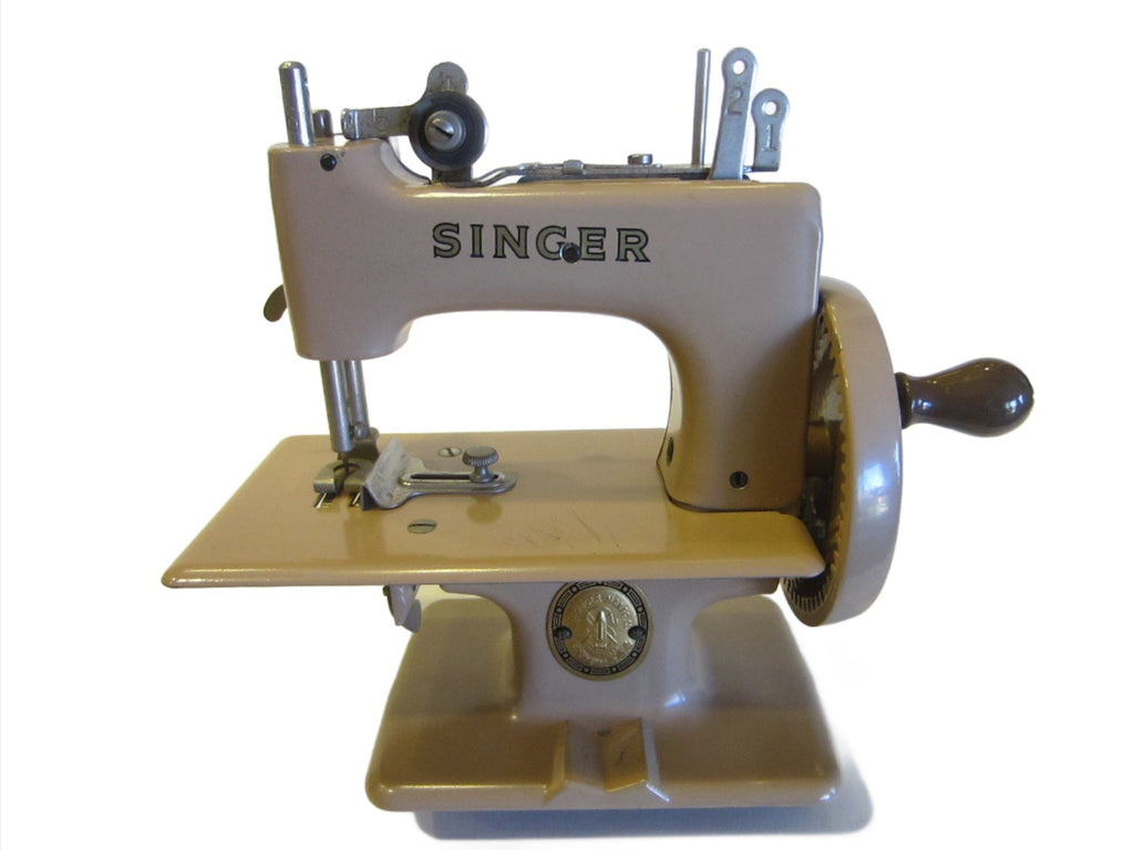 Singer Mini Sewing Machine Made In Great Britain - Designer Unique Finds 
