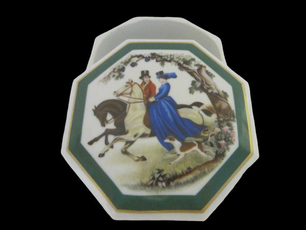 Southern Heirlooms Made In Japan Exclusive Elizabeth Arden Porcelain Box