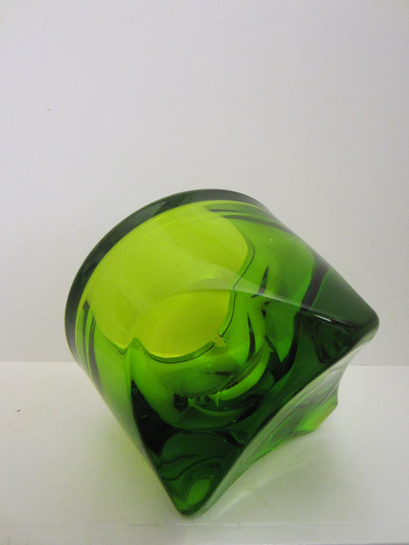 Emerald Green Geometric Crystal Ashtrays - Designer Unique Finds 
 - 4