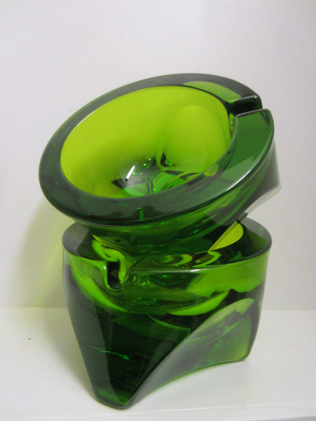 Emerald Green Geometric Crystal Ashtrays - Designer Unique Finds 
 - 2