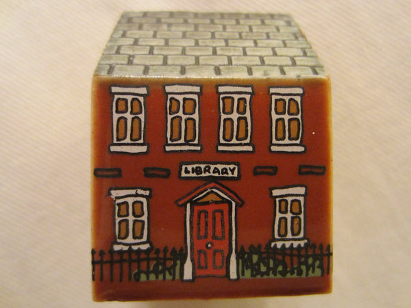 Wade England Miniature Monuments Library Police Station - Designer Unique Finds 