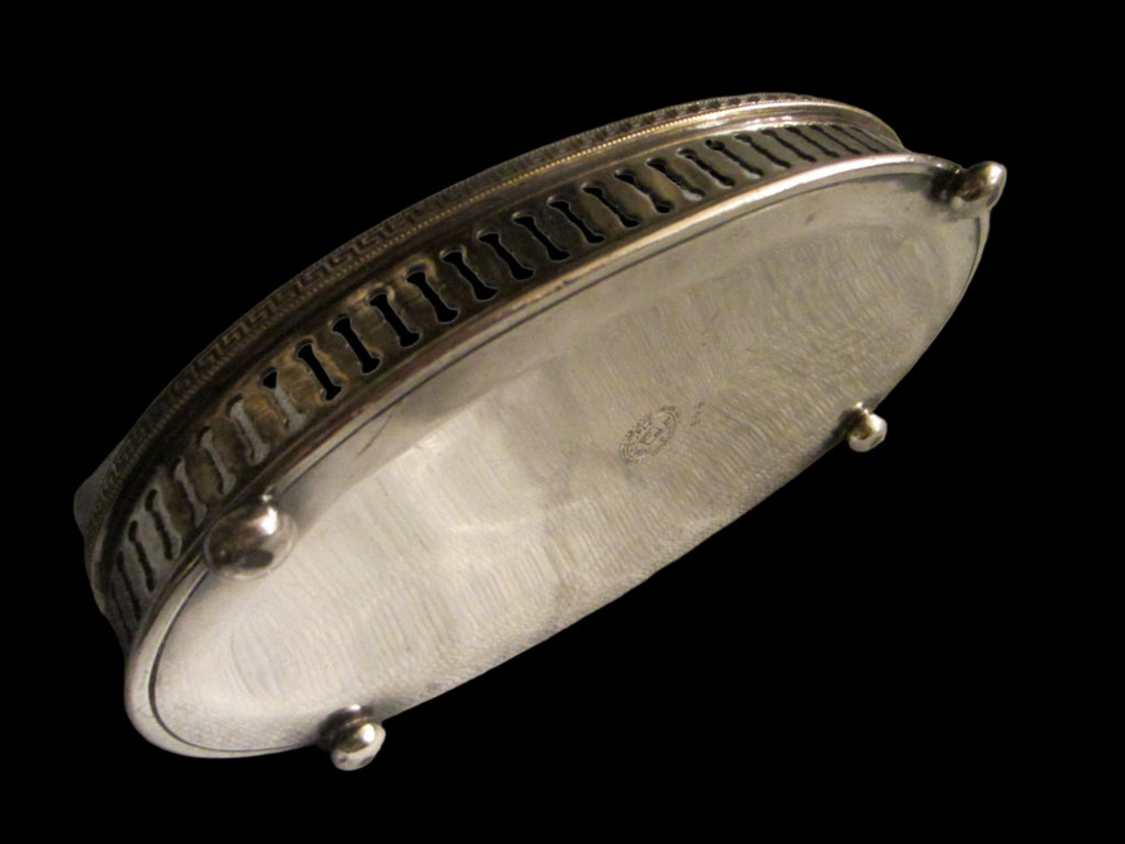 Pairpoint Silver Openwork Greek Motif Quadruple Plate Bedford MA Oval