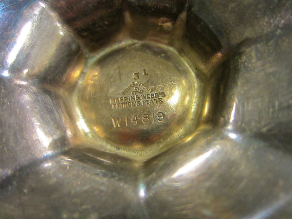 Mappin Webbs Princes Plate English Octagonal Silver Sifter - Designer Unique Finds 
 - 4