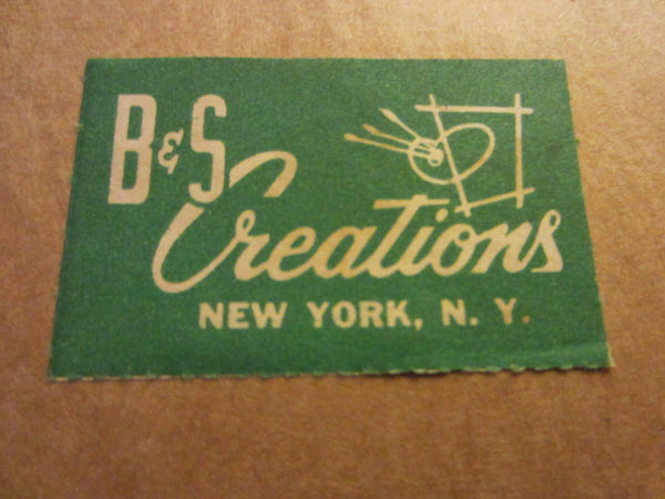 B S Creation New York Romantic Medallion Wall Arts Green Velvet Silhouettes - Designer Unique Finds 
 - 5