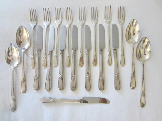 Adoration Rogers Bros Adoration IS Flatware Service - Designer Unique Finds 