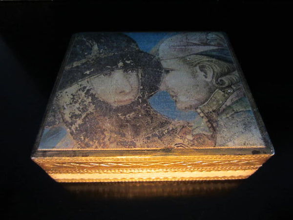 Romantic Portraits Florentine Tole Gilt Wood Box Made in Italy - Designer Unique Finds 
