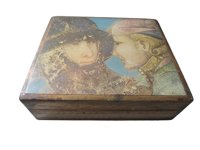 Romantic Portraits Florentine Tole Gilt Wood Box Made in Italy - Designer Unique Finds 